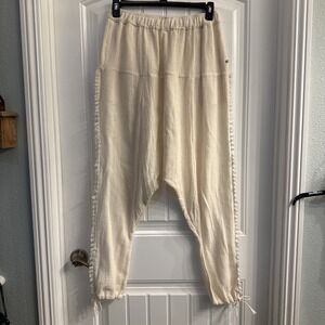 Caravana Tulum Linen Pants Cream Off White Size Medium?